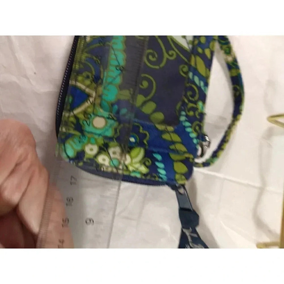 Vera Bradley Wallet Blue Green Wristlet Strap Zip Around 5x3 - Picture 4 of 7